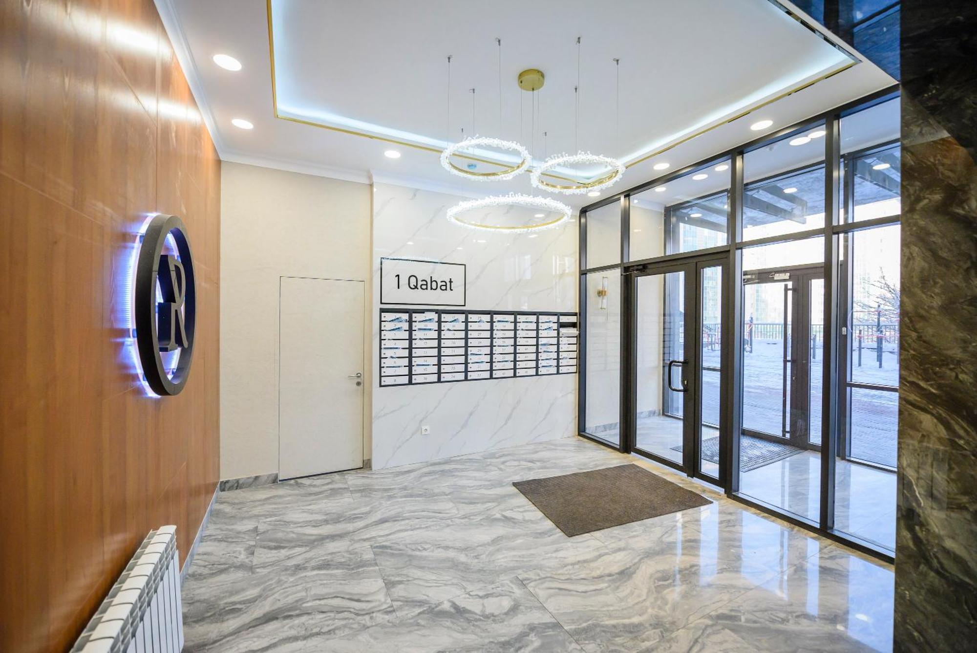 5 New Business-Class Apartments R-House Near Mega Alma-Ata Exteriör bild